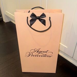 No flaws Agent Provocateur Blush Gift Bag with Black Ribbon